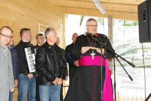 Blagoslov ribiške brunarice in tekmovanje v lovu rib na plovec 20